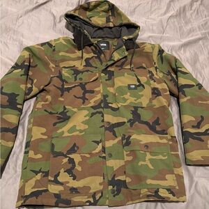 Vans Men's Camo Hooded Jacket w/pockets